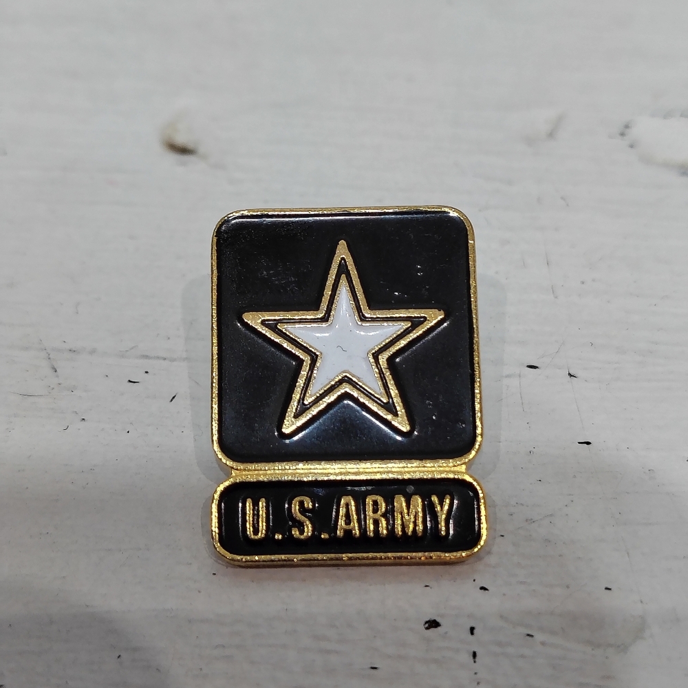 U.S. Army‎ Gold Tone Enamel Star Lapel Pin Military Souvenir